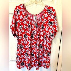 NWOT NY Collection Woman Red Floral Short Sleeve Top.